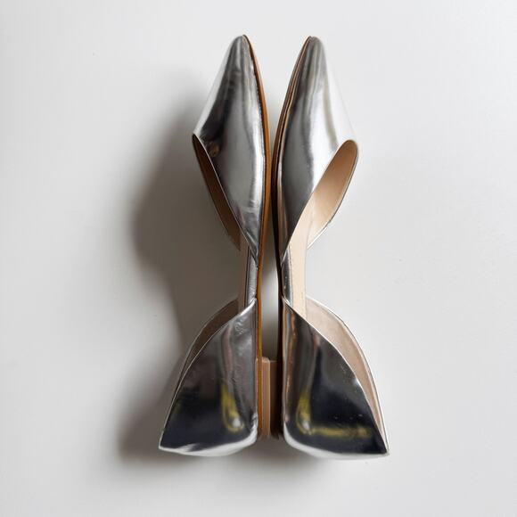 NWT Banana Republic Metallic Silver D'Orsay Pointed Toe Flats Size 8 - Picture 6 of 8